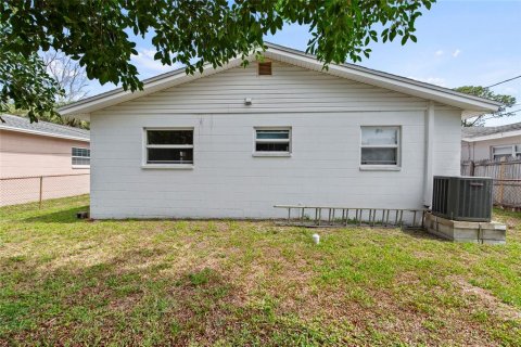 Casa en venta en Saint Petersburg, Florida, 2 dormitorios, 87.79 m2 № 2215137 - foto 11