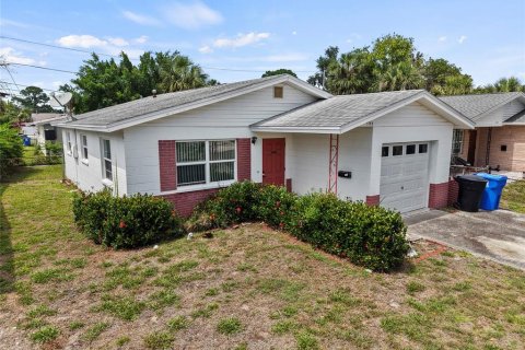 Casa en venta en Saint Petersburg, Florida, 2 dormitorios, 87.79 m2 № 2215137 - foto 4