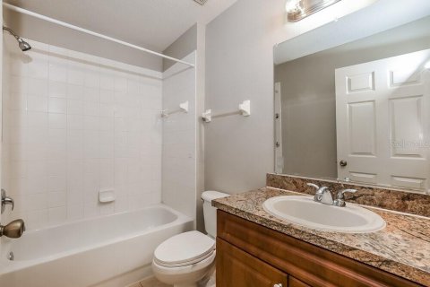 Casa en alquiler en Kissimmee, Florida, 3 dormitorios, 133.5 m2 № 1893720 - foto 11