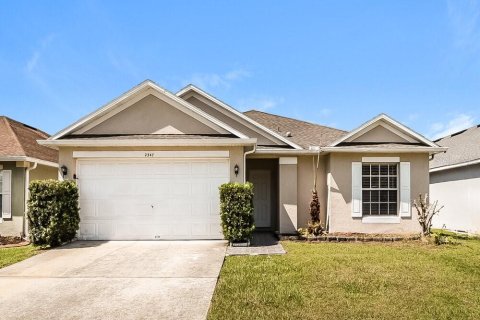Casa en alquiler en Kissimmee, Florida, 3 dormitorios, 133.5 m2 № 1893720 - foto 1