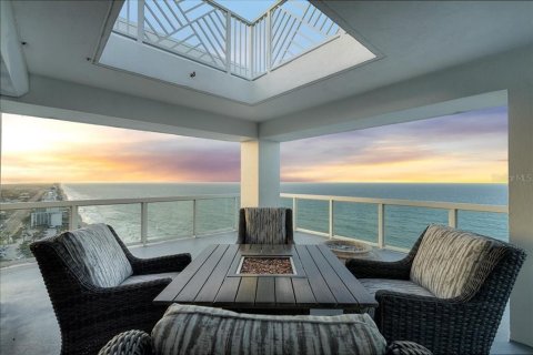 Condominio en venta en Daytona Beach, Florida, 4 dormitorios, 492.38 m2 № 1532749 - foto 4