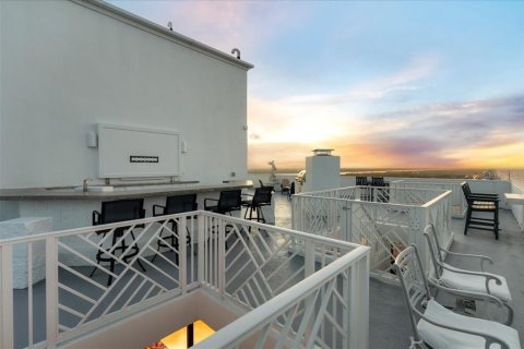 Condominio en venta en Daytona Beach, Florida, 4 dormitorios, 492.38 m2 № 1532749 - foto 7