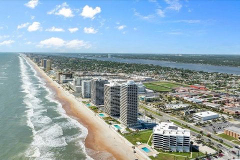 Condominio en venta en Daytona Beach, Florida, 4 dormitorios, 492.38 m2 № 1532749 - foto 17