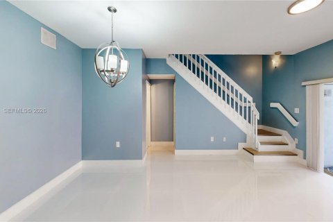 Condominio en venta en Miami, Florida, 4 dormitorios, 156.08 m2 № 2055802 - foto 15