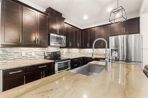 Villa ou maison à vendre à Orlando, Floride: 4 chambres, 201.6 m2 № 1844266 - photo 8