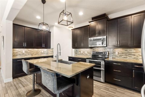 Villa ou maison à vendre à Orlando, Floride: 4 chambres, 201.6 m2 № 1844266 - photo 5