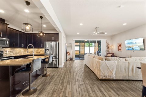 Villa ou maison à vendre à Orlando, Floride: 4 chambres, 201.6 m2 № 1844266 - photo 9