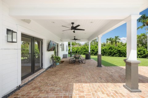 Casa en venta en Palmetto Bay, Florida, 5 dormitorios, 430.42 m2 № 1944882 - foto 20