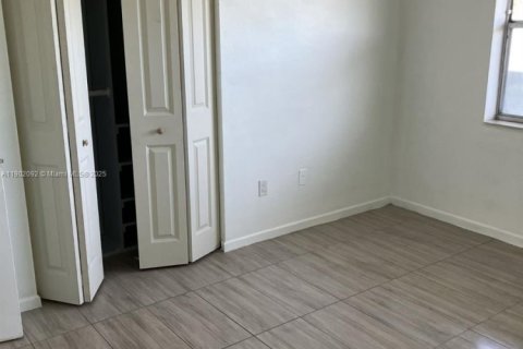 Apartment in Miami, Florida 2 bedrooms, 107.4 sq.m. № 1953532 - photo 10