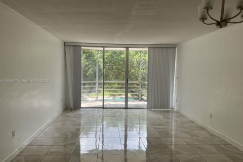 Apartment in Miami, Florida 2 bedrooms, 107.4 sq.m. № 1953532 - photo 3
