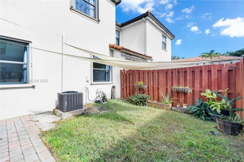 Casa en alquiler en Homestead, Florida, 3 dormitorios, 161.74 m2 № 1993624 - foto 29