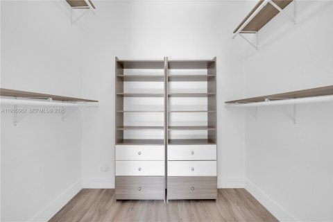 Casa en alquiler en Homestead, Florida, 3 dormitorios, 161.74 m2 № 1993624 - foto 26