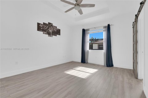 Casa en alquiler en Homestead, Florida, 3 dormitorios, 161.74 m2 № 1993624 - foto 24