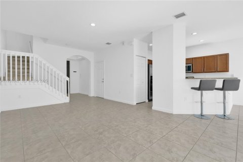 Casa en alquiler en Homestead, Florida, 3 dormitorios, 161.74 m2 № 1993624 - foto 15