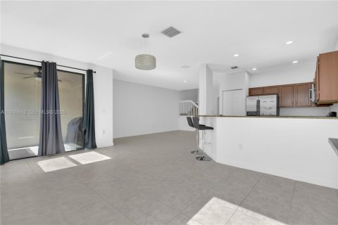 Casa en alquiler en Homestead, Florida, 3 dormitorios, 161.74 m2 № 1993624 - foto 14