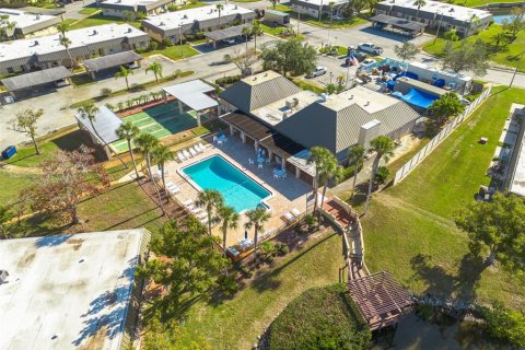 Copropriété à vendre à New Port Richey, Floride: 2 chambres, 77.2 m2 № 2141905 - photo 2