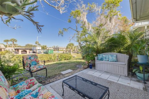Copropriété à vendre à New Port Richey, Floride: 2 chambres, 77.2 m2 № 2141905 - photo 29