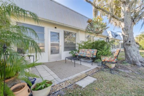 Copropriété à vendre à New Port Richey, Floride: 2 chambres, 77.2 m2 № 2141905 - photo 30