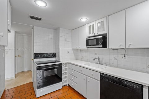 Copropriété à vendre à Key Biscayne, Floride: 1 chambre, 69.12 m2 № 1697043 - photo 17