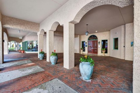 Copropriété à vendre à Saint Petersburg, Floride: 3 chambres, 241.55 m2 № 2224297 - photo 5