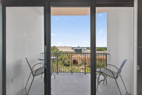 Copropriété à vendre à Saint Petersburg, Floride: 3 chambres, 241.55 m2 № 2224297 - photo 23