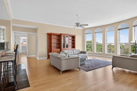 Copropriété à vendre à Saint Petersburg, Floride: 3 chambres, 241.55 m2 № 2224297 - photo 11