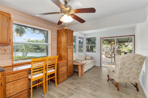 House in Crystal River, Florida 3 bedrooms, 106.28 sq.m. № 2117861 - photo 27