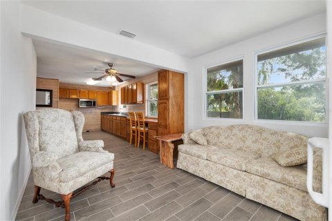 House in Crystal River, Florida 3 bedrooms, 106.28 sq.m. № 2117861 - photo 29