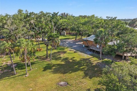 House in Crystal River, Florida 3 bedrooms, 106.28 sq.m. № 2117861 - photo 7