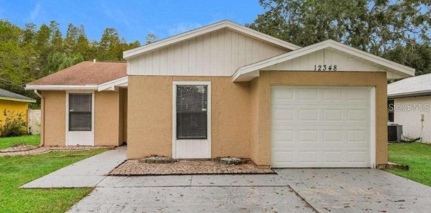Villa ou maison à Tampa, Floride 3 chambres, 113.53 m2 № 2398582