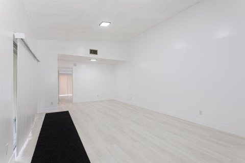 Купить кондоминиум в Ройял-Палм-Бич, Флорида 3 комнаты, 94.76м2, № 2177184 - фото 6