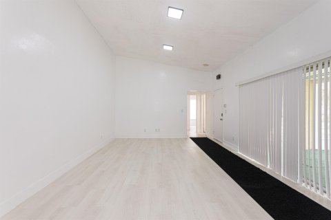 Купить кондоминиум в Ройял-Палм-Бич, Флорида 3 комнаты, 94.76м2, № 2177184 - фото 8
