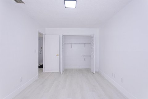 Купить кондоминиум в Ройял-Палм-Бич, Флорида 3 комнаты, 94.76м2, № 2177184 - фото 14