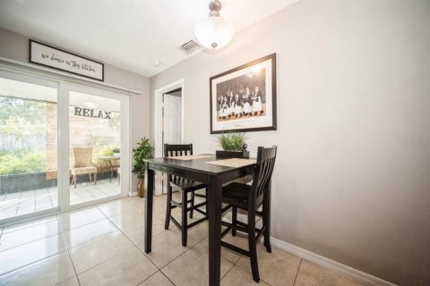 House in Riverview, Florida 3 bedrooms, 110.18 sq.m. № 1877456 - photo 8