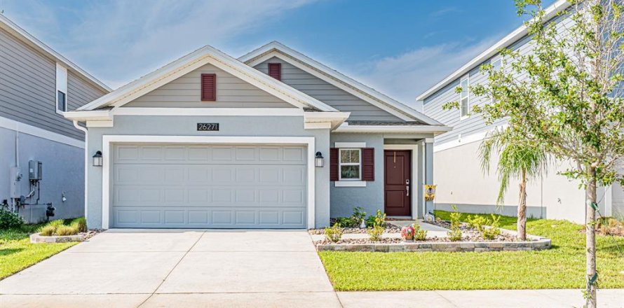 House in Leesburg, Florida 3 bedrooms, 134.15 sq.m. № 1684650