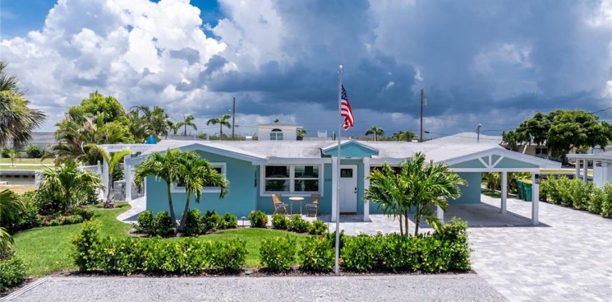 Casa en Englewood, Florida 2 dormitorios, 95.13 m2 № 1883198