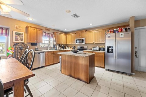 Купить виллу или дом в Бруксвилл, Флорида 3 комнаты, 150.59м2, № 1826296 - фото 8