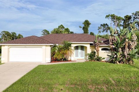 House in North Port, Florida 3 bedrooms, 172.61 sq.m. № 2258681