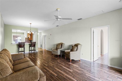 Condominio en venta en Orlando, Florida, 2 dormitorios, 123.19 m2 № 1597122 - foto 4