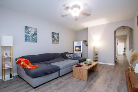 House in Bradenton, Florida 2 bedrooms, 132.76 sq.m. № 1903997 - photo 9