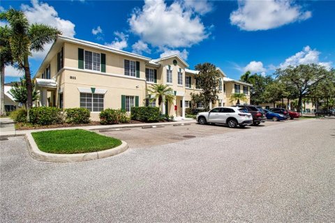 House in Bradenton, Florida 2 bedrooms, 132.76 sq.m. № 1903997 - photo 5