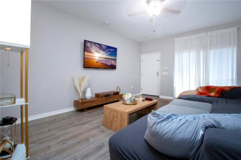 House in Bradenton, Florida 2 bedrooms, 132.76 sq.m. № 1903997 - photo 14