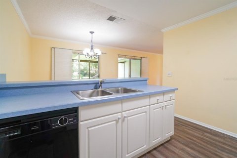 House in Orlando, Florida 2 bedrooms, 99.41 sq.m. № 1902870 - photo 9
