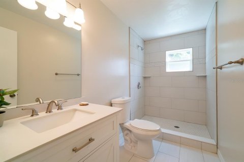 House in Orlando, Florida 2 bedrooms, 99.41 sq.m. № 1902870 - photo 18