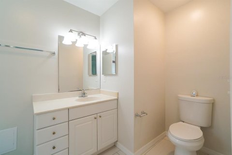 House in Orlando, Florida 2 bedrooms, 99.41 sq.m. № 1902870 - photo 13