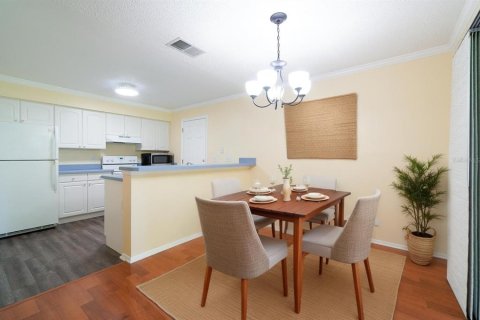 House in Orlando, Florida 2 bedrooms, 99.41 sq.m. № 1902870 - photo 6