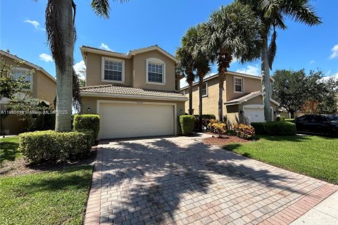 Снять в аренду виллу или дом в Бойнтон-Бич, Флорида 4 спальни, 206.24м2, № 1947923 - фото 4