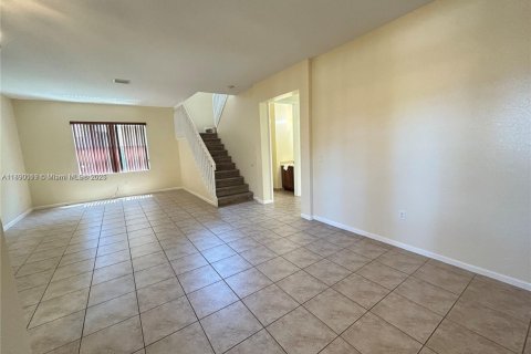 Снять в аренду виллу или дом в Бойнтон-Бич, Флорида 4 спальни, 206.24м2, № 1947923 - фото 8