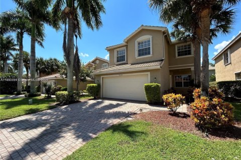 Снять в аренду виллу или дом в Бойнтон-Бич, Флорида 4 спальни, 206.24м2, № 1947923 - фото 1