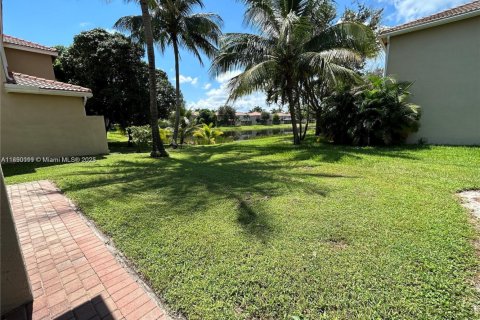 Снять в аренду виллу или дом в Бойнтон-Бич, Флорида 4 спальни, 206.24м2, № 1947923 - фото 25